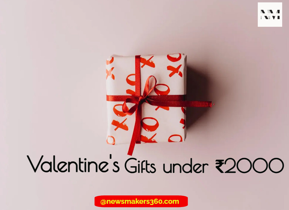 Valentine Day gift under 2000